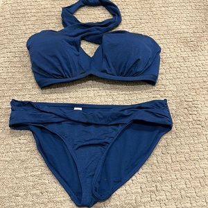 Athleta bikini. 34D/DD top. Medium bottoms